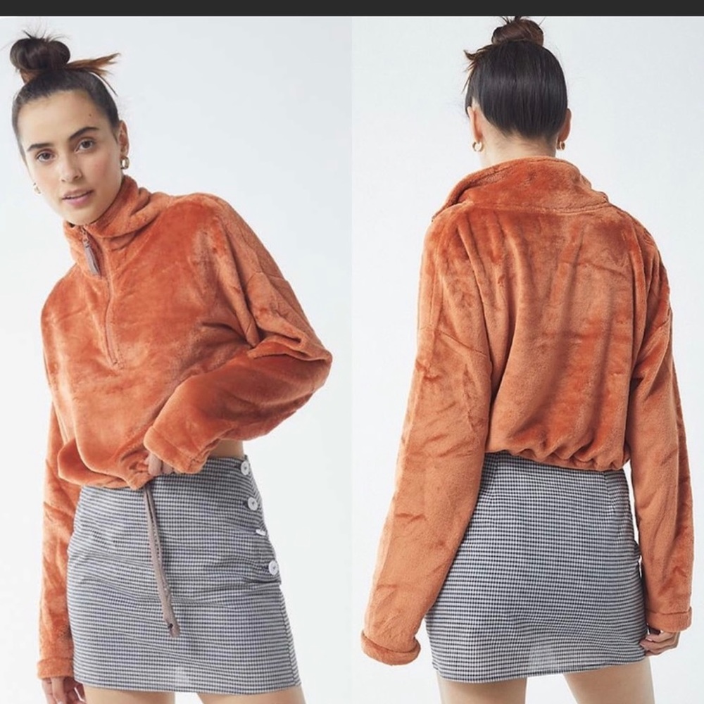 Urban Outfitters Angela Cropped Fleece Pullover